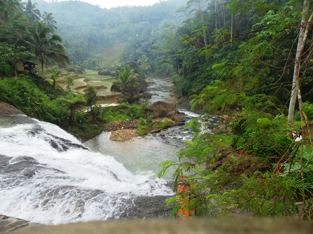 Hasil gambar untuk gambar curug bilik